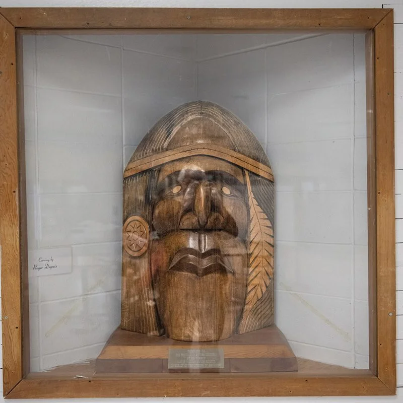 Squamish Public Art Figure Carving LE6 800x800